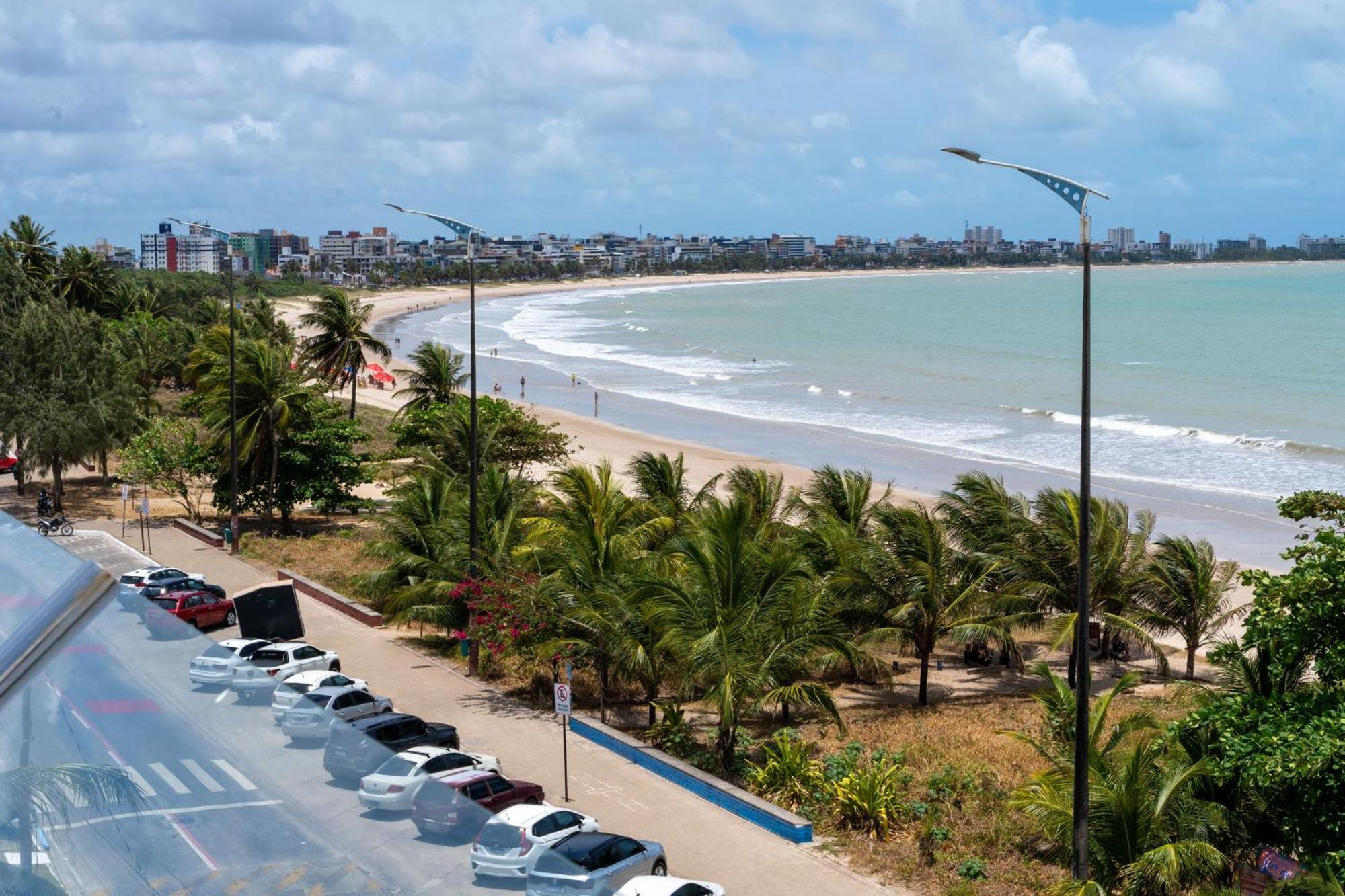 Bessa Golden Flats Hotel Joao Pessoa Bagian luar foto