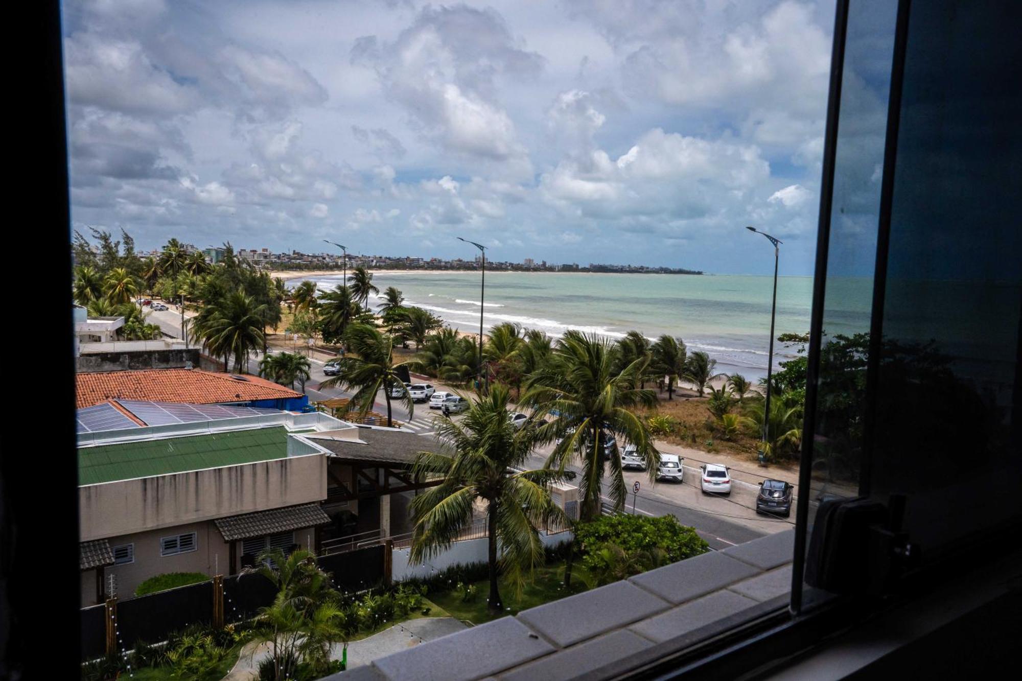 Bessa Golden Flats Hotel Joao Pessoa Bagian luar foto